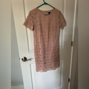 Ann Taylor dress, blush pink, knee length, lace detail, lining, size 2